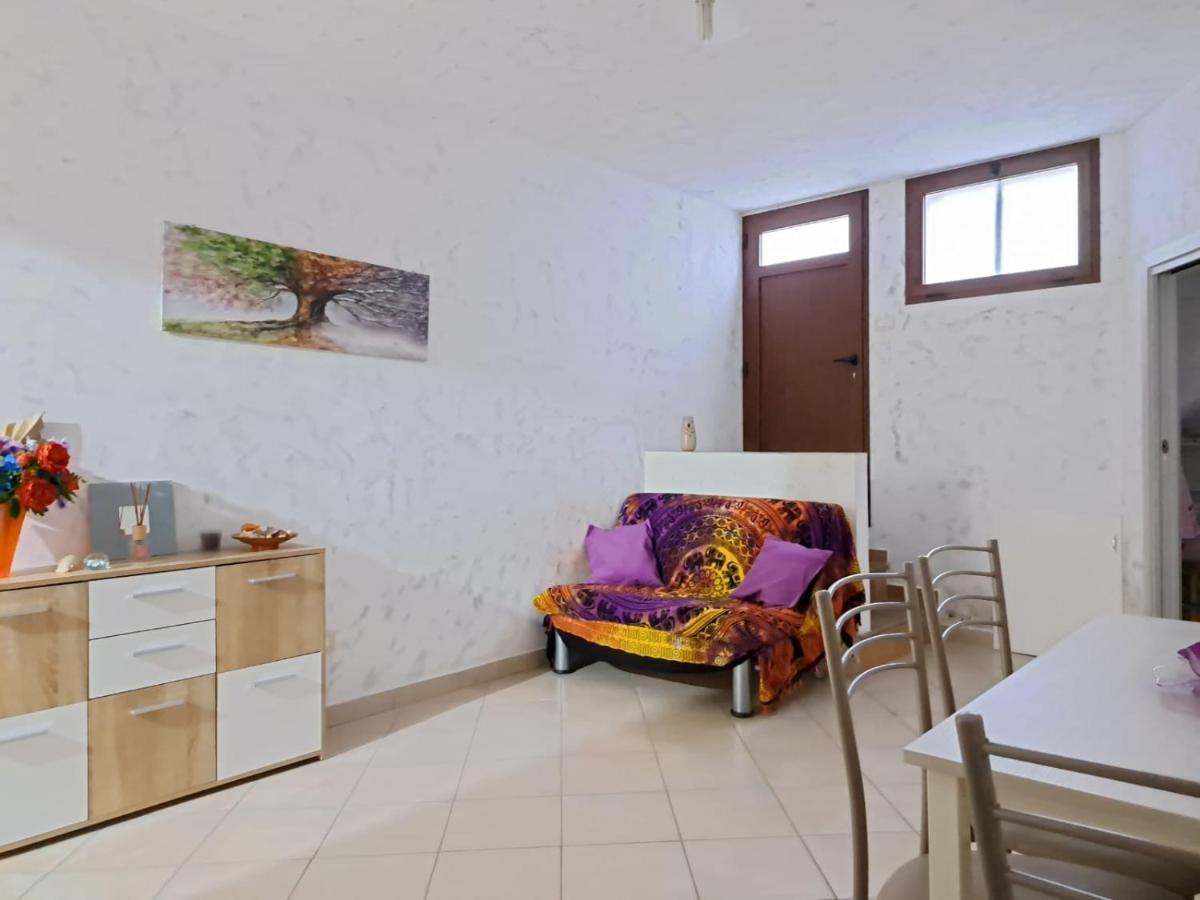 Domus De Mare Apartment *