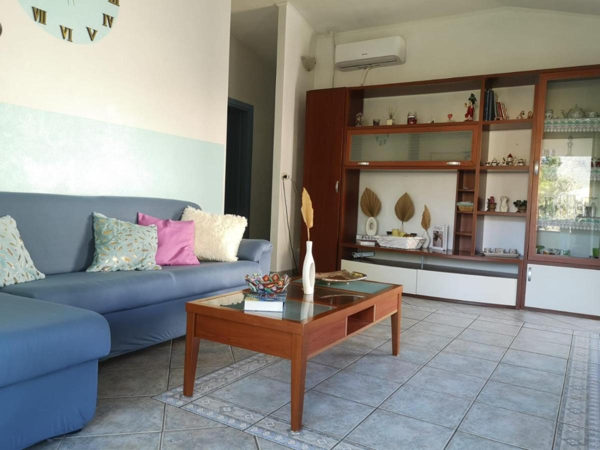 Domus De Mare Apartment *